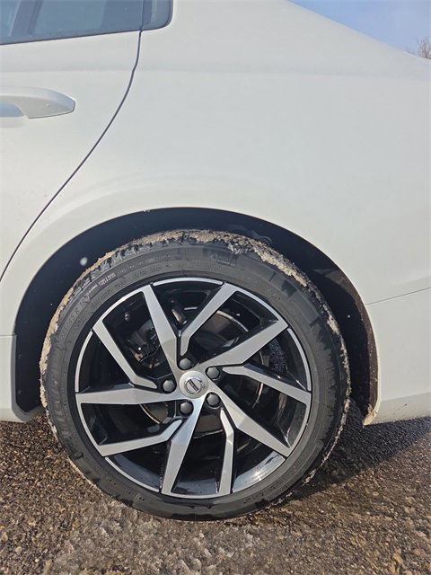 Used 2019 Volvo S60 T5 Momentum w/ Premium Package image 36