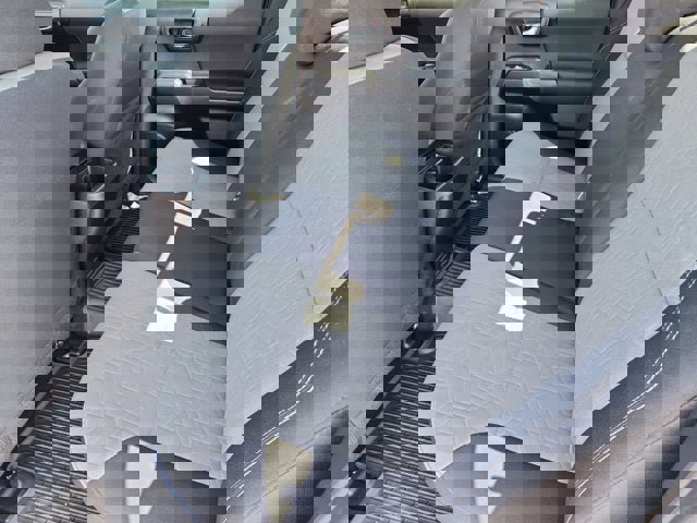 Used 2020 Toyota Tacoma TRD Sport w/ Technology Package AWD/4WD image 13