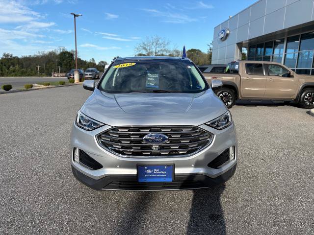Certified 2019 Ford Edge Titanium w/ Equipment Group 301A FWD image 8