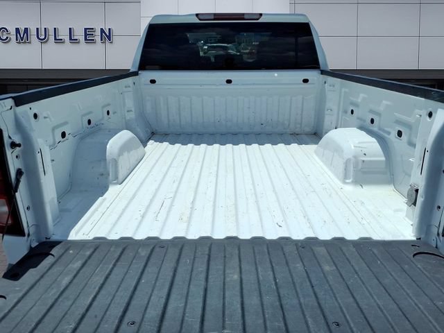 Used 2024 GMC Sierra 1500 Pro w/ Pro Value Package AWD/4WD image 11
