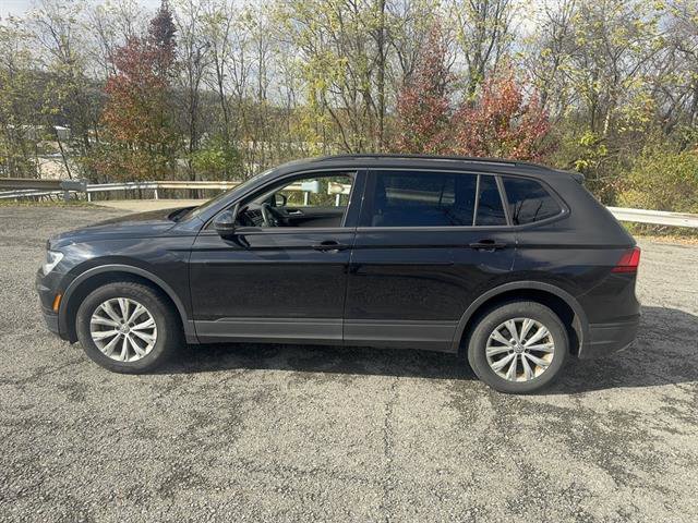 Used 2018 Volkswagen Tiguan S image 4