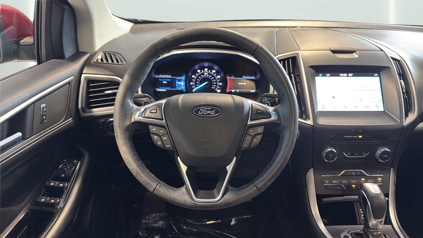 Certified 2018 Ford Edge SEL w/ Equipment Group 201A FWD image 12
