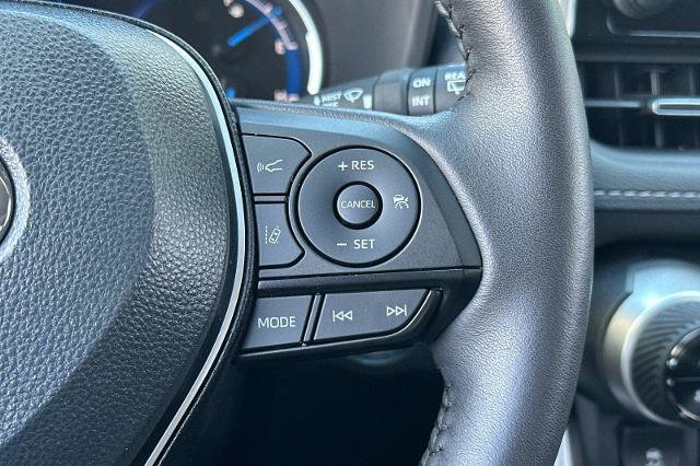 Used 2024 Toyota RAV4 XLE Premium image 22