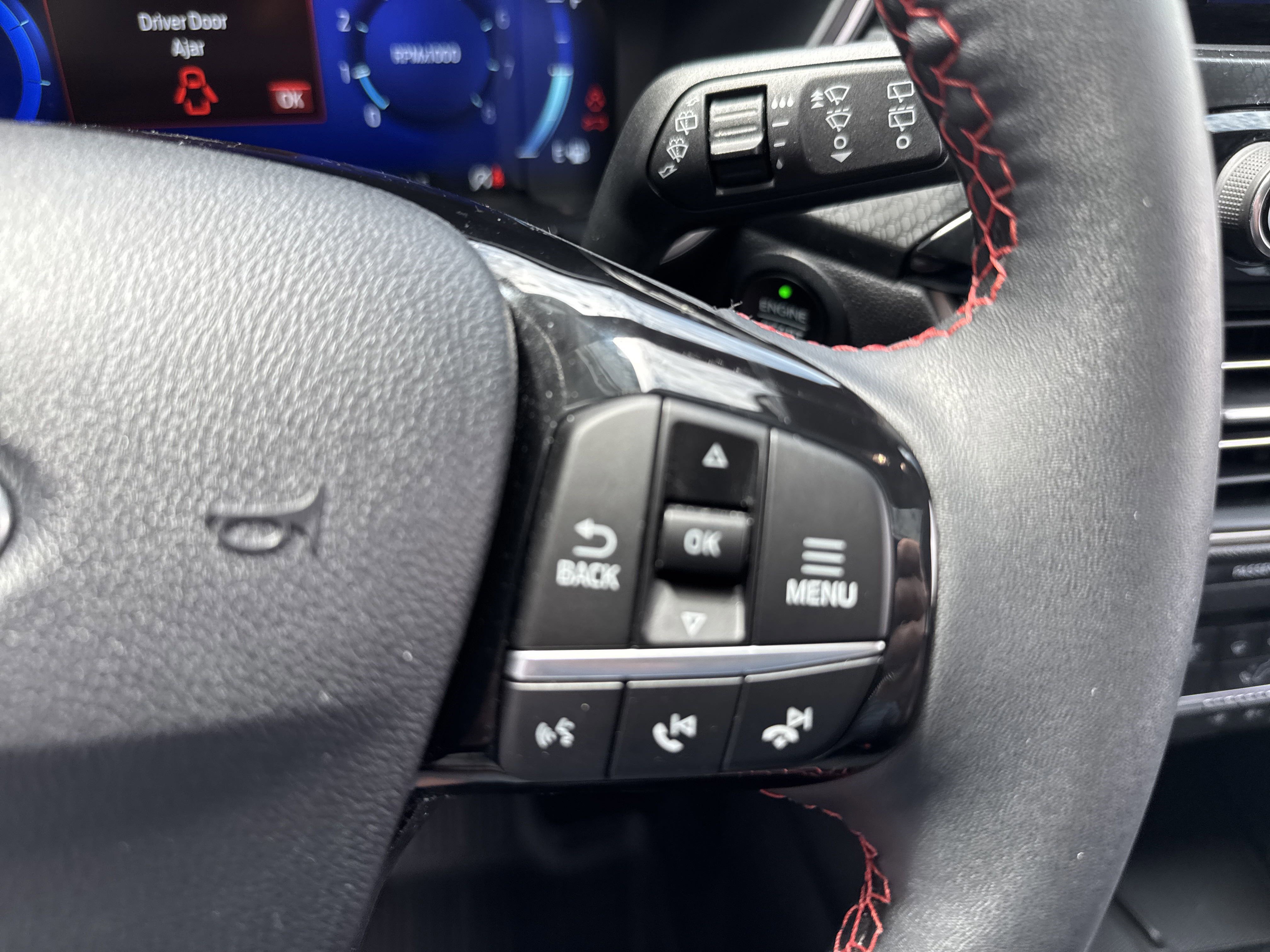 Certified 2022 Ford Escape SEL w/ SEL Stealth AWD Package image 34