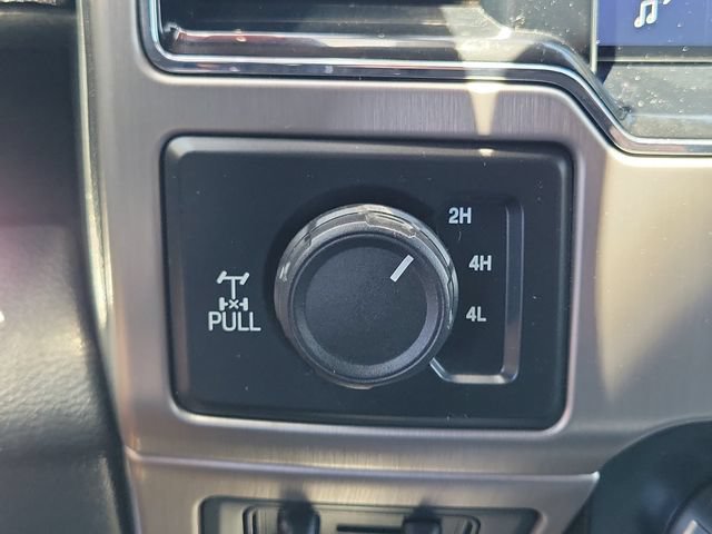 Certified 2022 Ford F350 Platinum AWD/4WD image 13