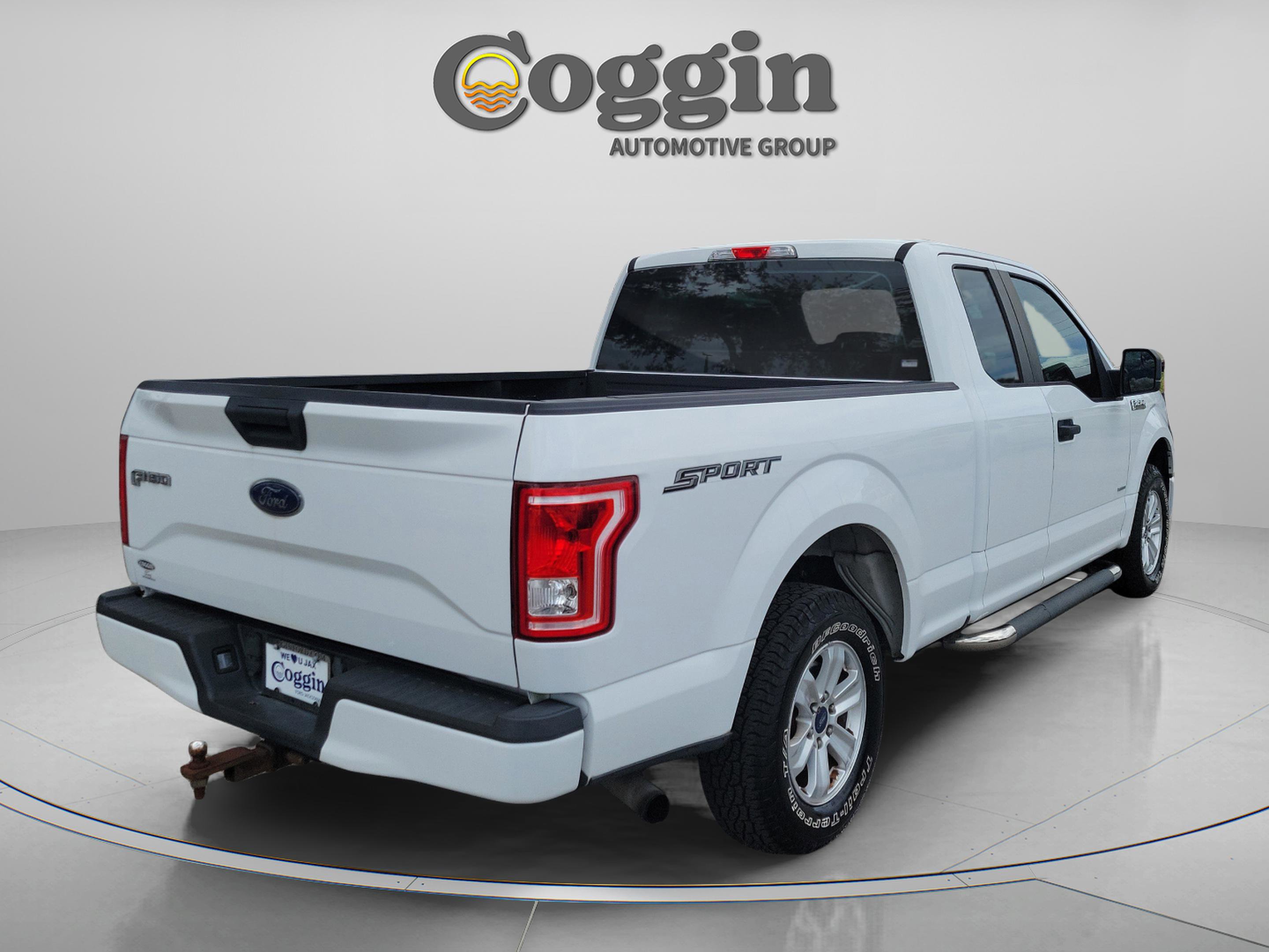 Certified 2017 Ford F150 XL w/ Equipment Group 101A Mid RWD image 4