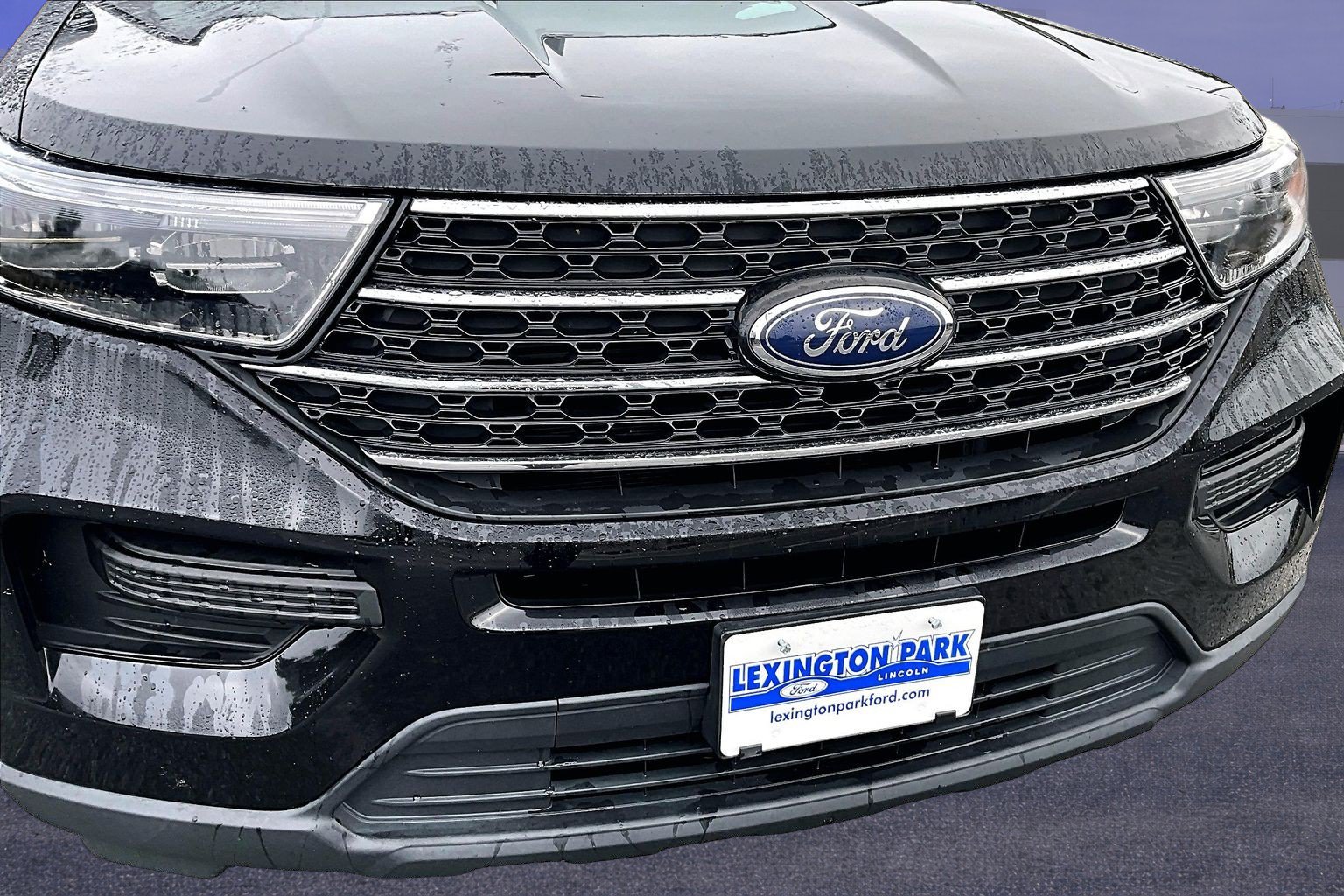 Certified 2022 Ford Explorer XLT w/ Class IV Trailer Tow Package AWD/4WD image 33