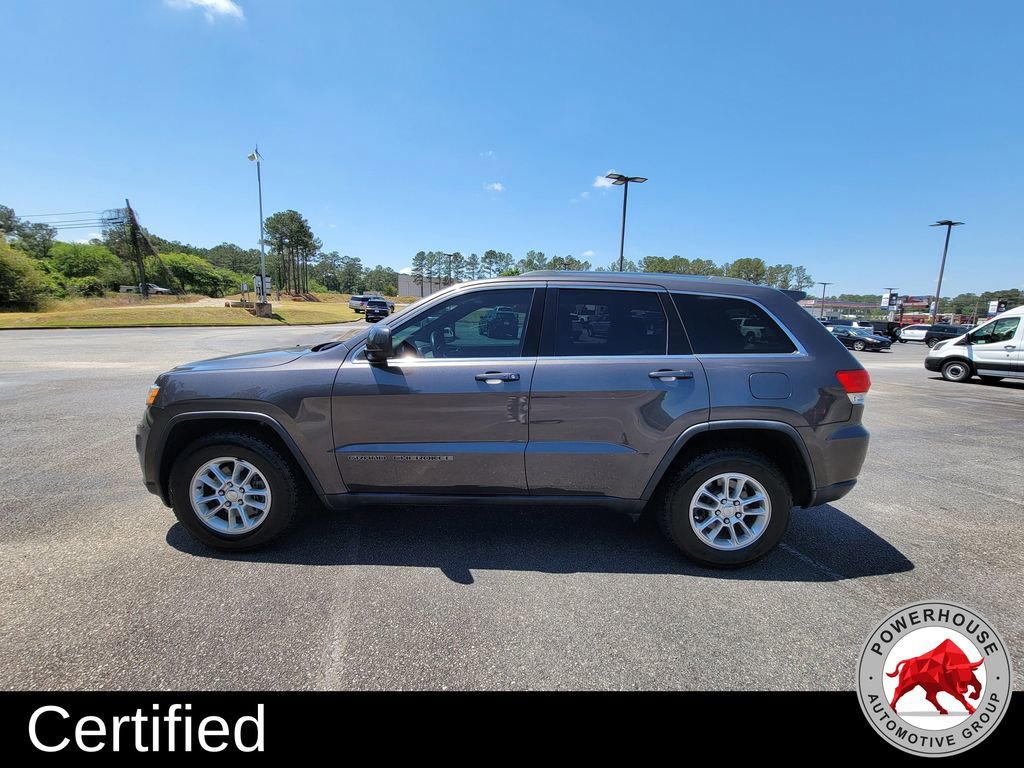 Used 2018 Jeep Grand Cherokee Laredo RWD image 3