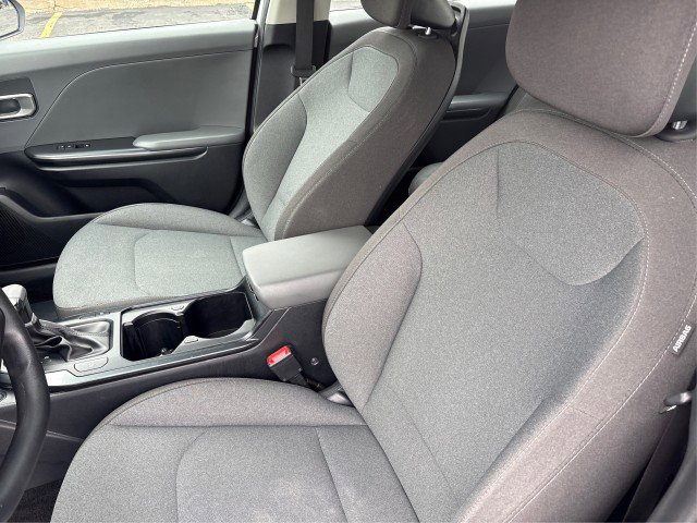 Used 2025 Kia K4 FWD image 9