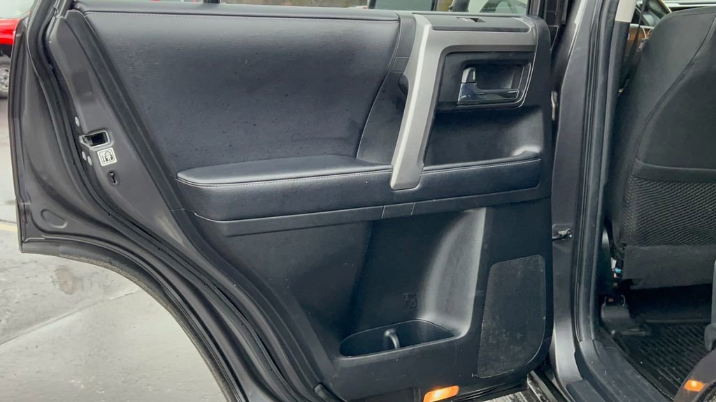 Used 2019 Toyota 4Runner SR5 image 35