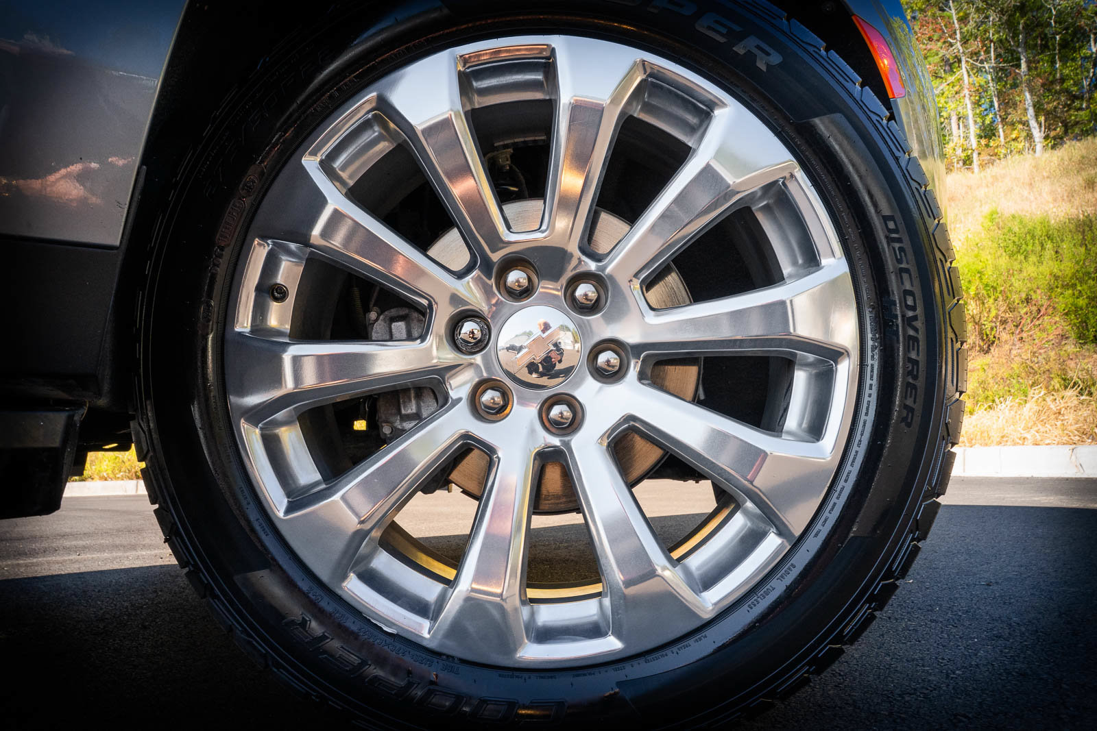 Used 2024 Chevrolet Tahoe Premier w/ Premium Package RWD image 20