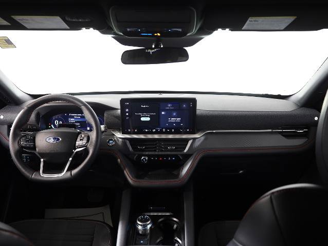 Certified 2025 Ford Explorer ST-Line image 14