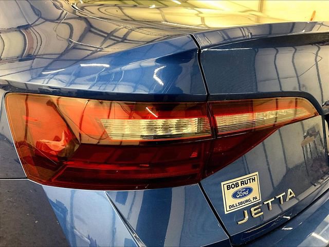 Used 2023 Volkswagen Jetta SE FWD image 28