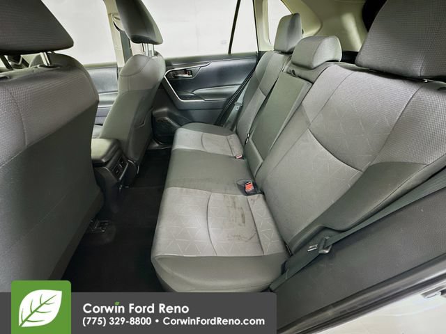 Used 2024 Toyota RAV4 XLE AWD/4WD image 23