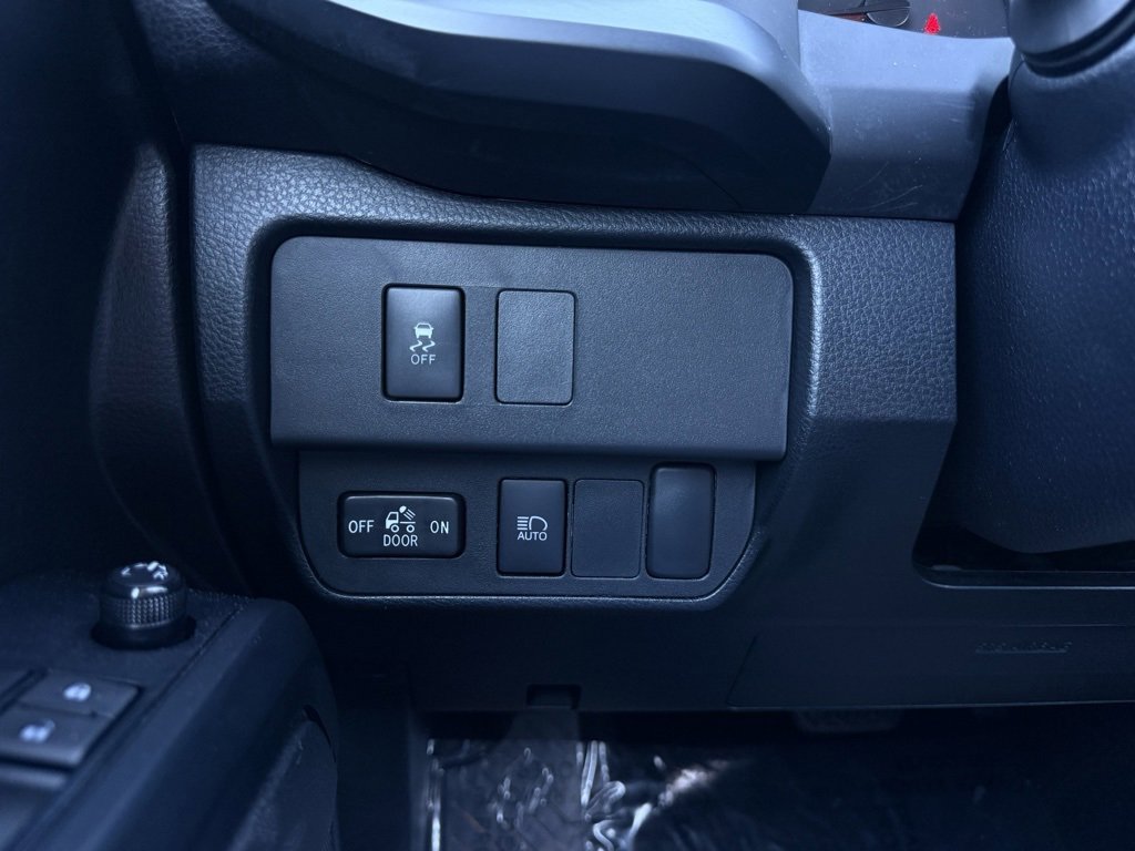 Used 2023 Toyota Tacoma SR image 13