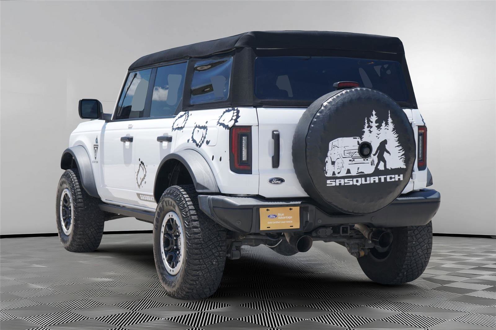 Certified 2023 Ford Bronco Black Diamond w/ Sasquatch Package AWD/4WD image 6
