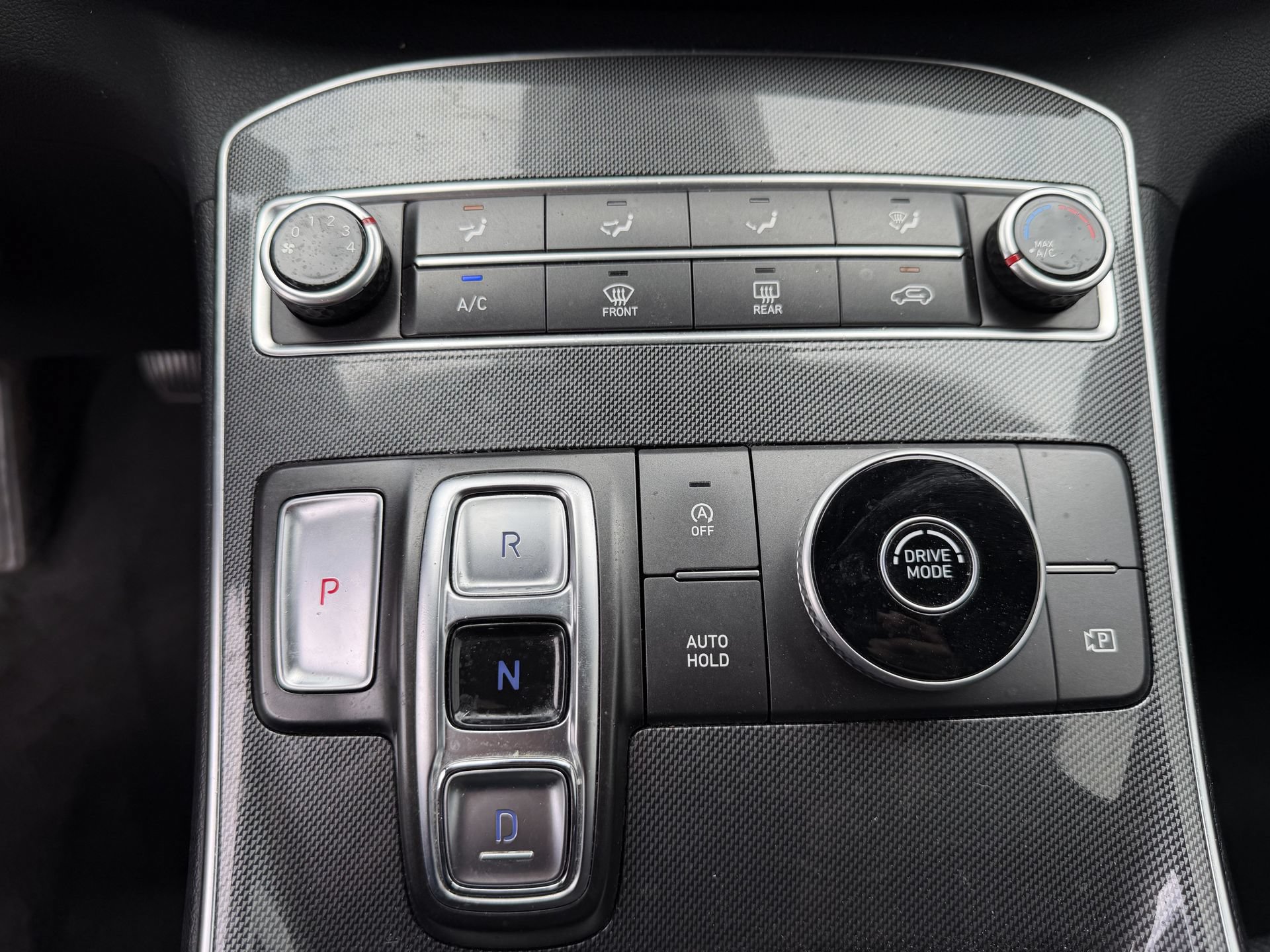 Used 2021 Hyundai Santa Fe SE FWD image 5