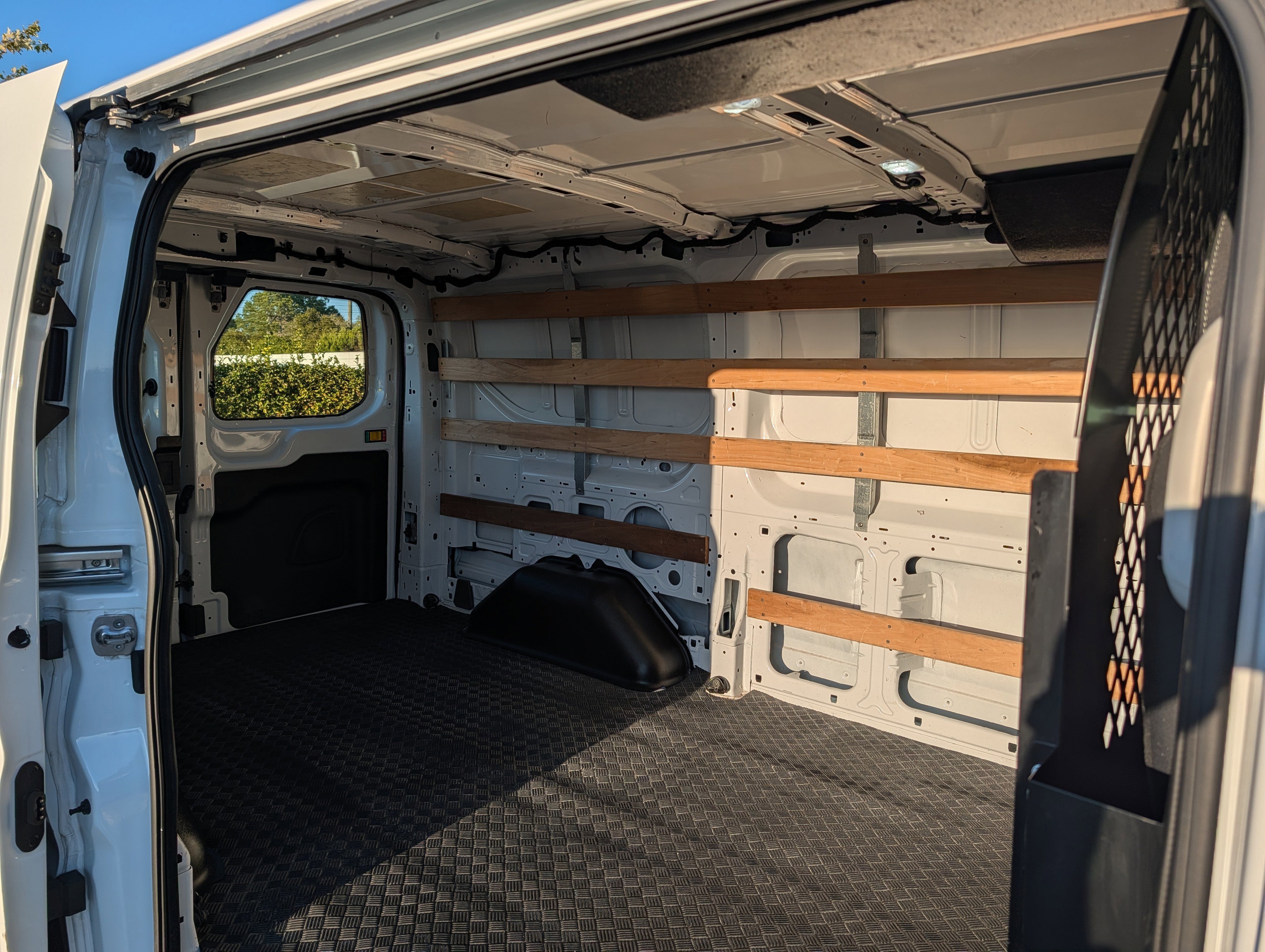 Certified 2024 Ford Transit 250 Low Roof w/ Exterior Upgrade Package image 15