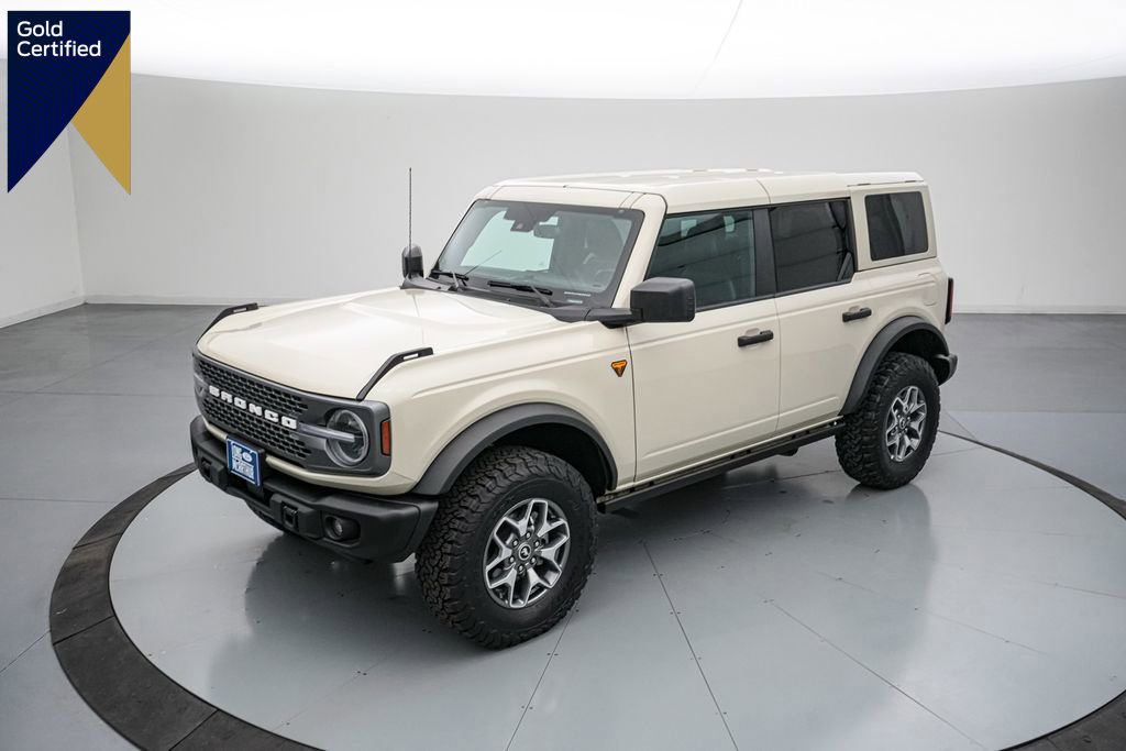 Certified 2025 Ford Bronco Badlands image 1