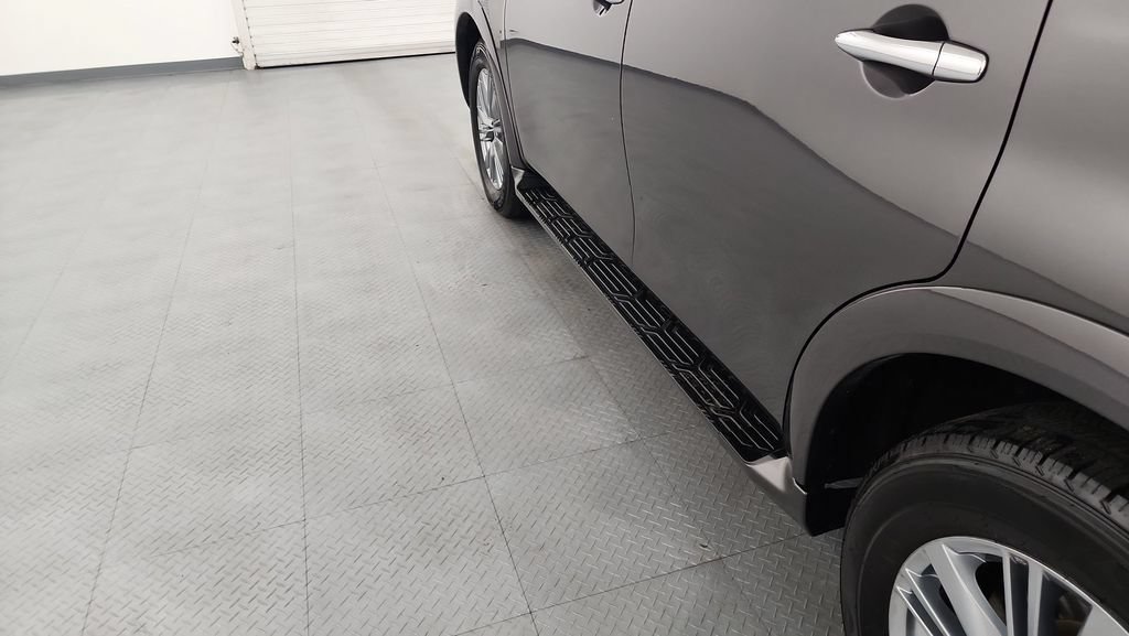 Used 2024 INFINITI QX80 Luxe AWD/4WD image 21