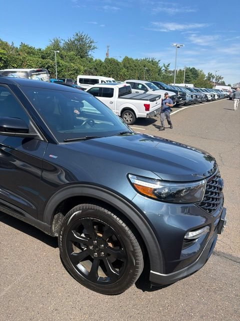 Certified 2023 Ford Explorer ST-Line w/ Class IV Trailer Tow Package AWD/4WD image 2