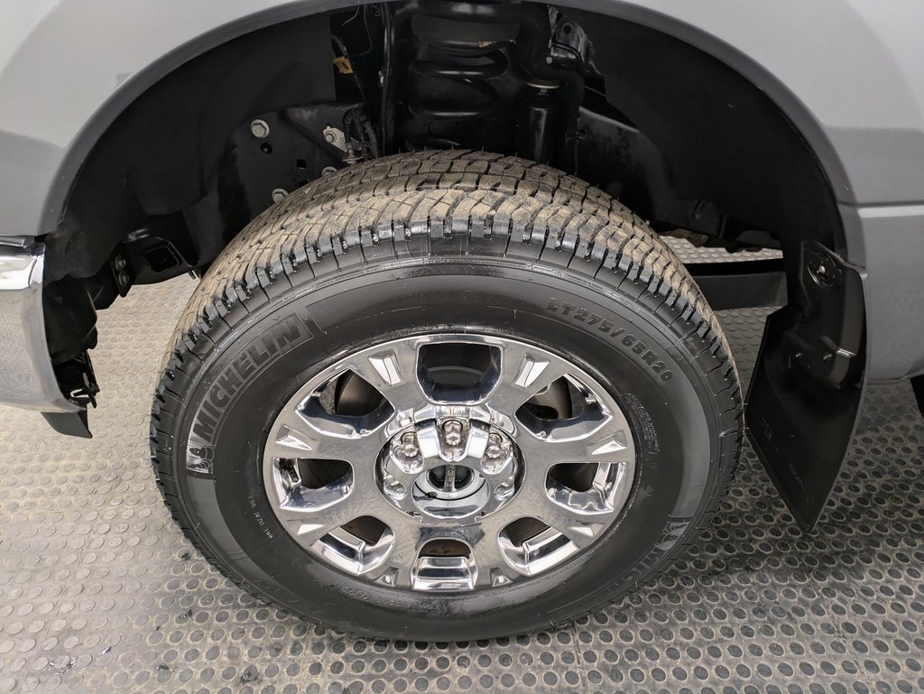 Certified 2022 Ford F250 Lariat w/ Chrome Package image 7