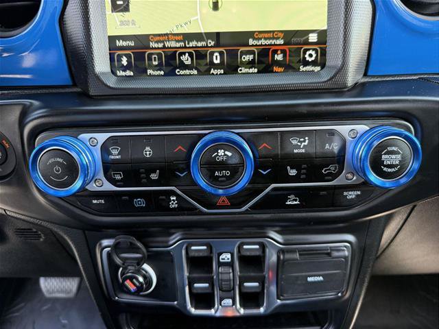 Used 2023 Jeep Wrangler Unlimited w/ Sun & Screen Package AWD/4WD image 19