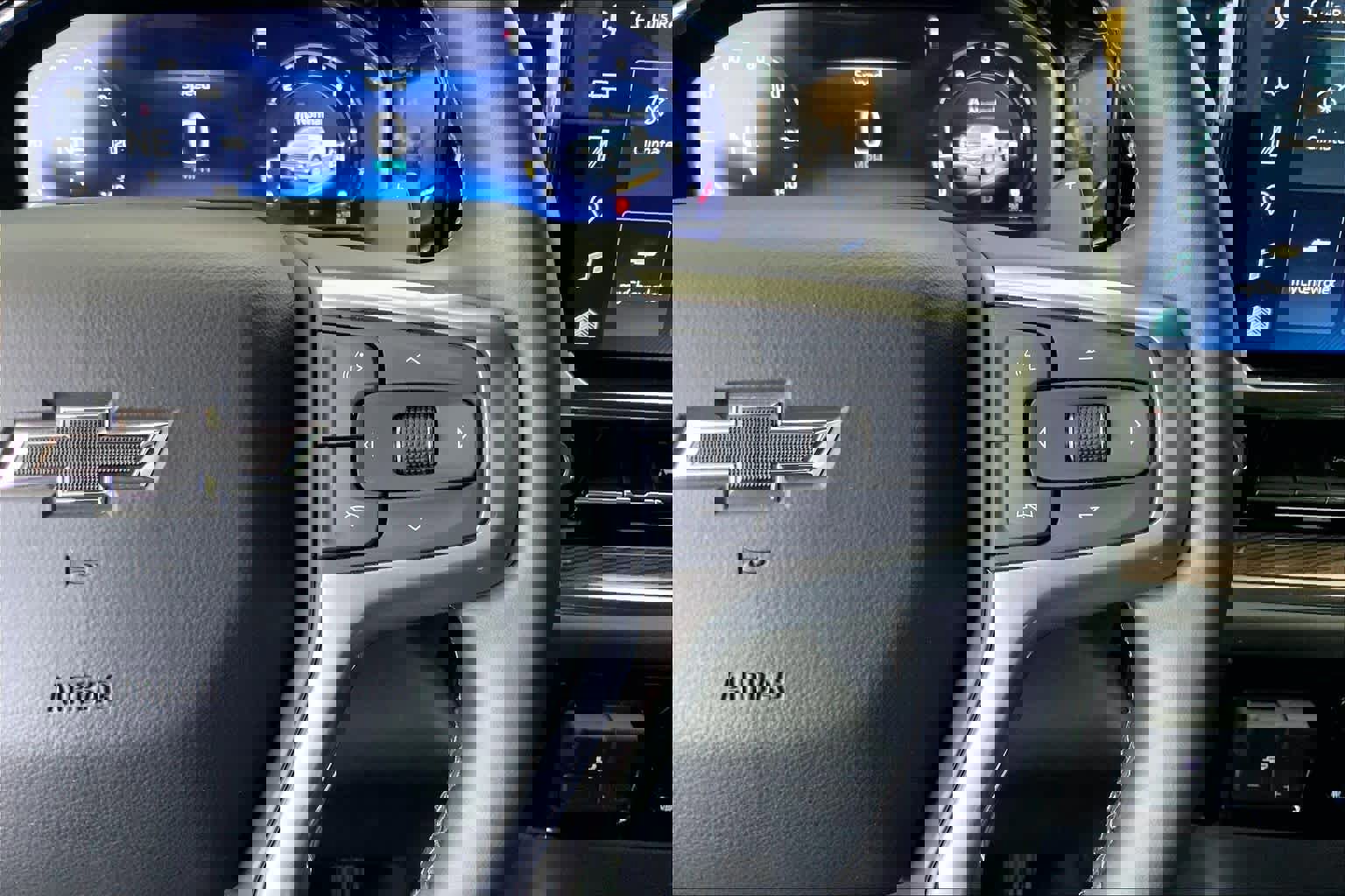 Used 2025 Chevrolet Silverado 1500 RST image 25