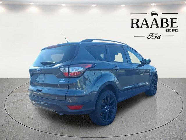 Certified 2018 Ford Escape SE w/ SE Sport Appearance Package AWD/4WD image 11