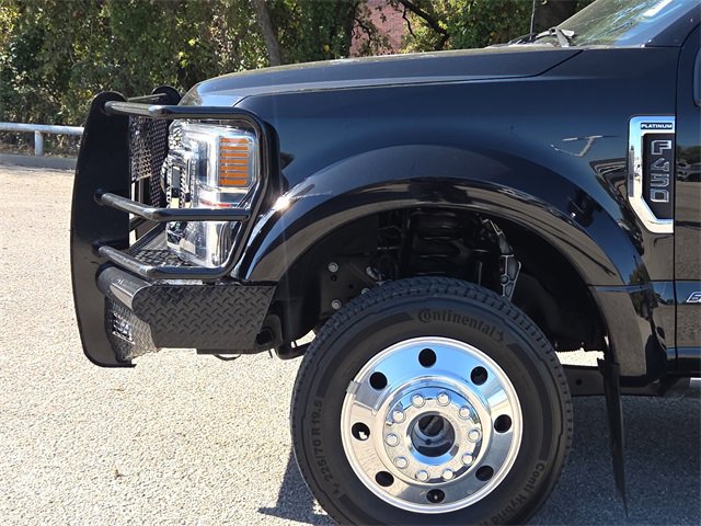 Certified 2022 Ford F450 Platinum w/ FX4 Off-Road Package image 5