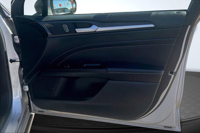 Certified 2019 Ford Fusion Energi Titanium image 23
