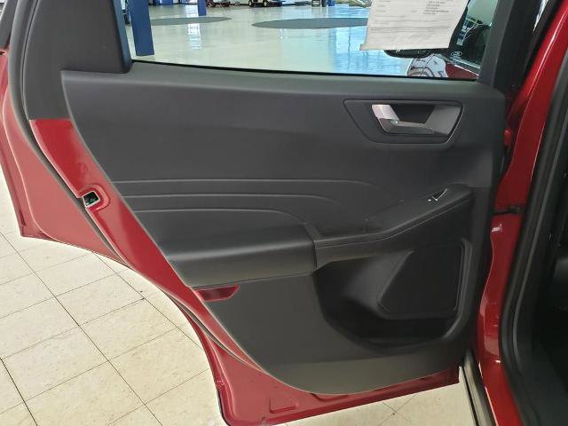 Certified 2021 Ford Escape SE AWD/4WD image 14