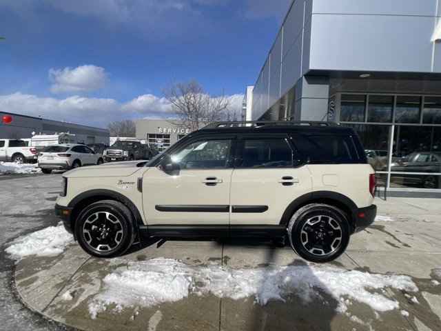 Certified 2024 Ford Bronco Sport Outer Banks w/ Tech Package image 2
