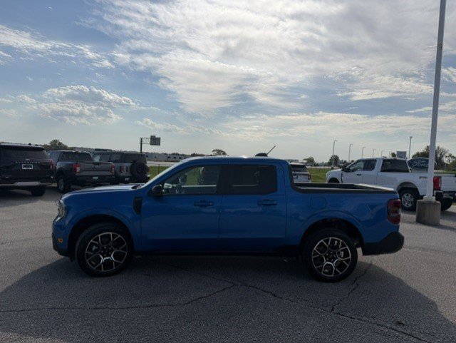 Certified 2025 Ford Maverick Lariat w/ 4K Tow Package AWD/4WD image 5