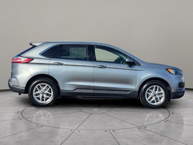 Certified 2024 Ford Edge SEL w/ Convenience Package AWD/4WD image 13