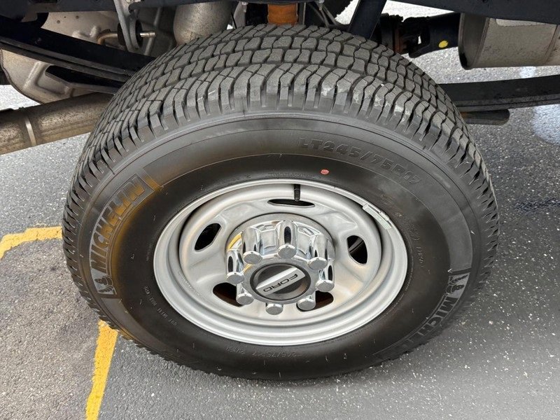 Certified 2021 Ford F250 XL w/ Power Equipment Group image 8