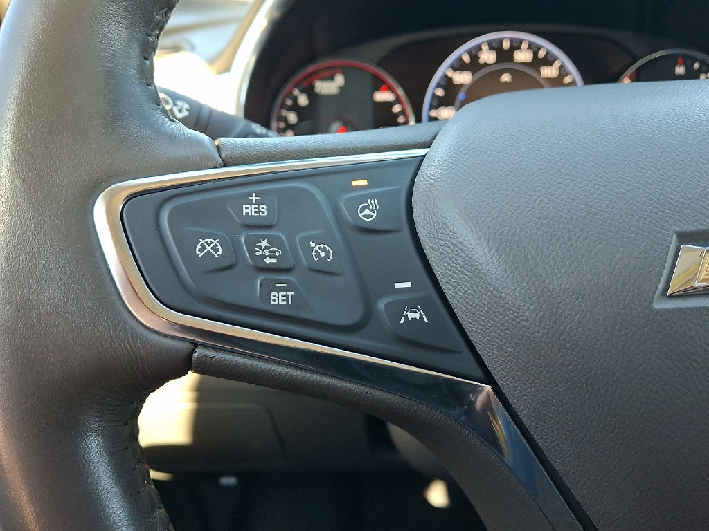 Used 2021 Chevrolet Malibu Premier FWD image 23