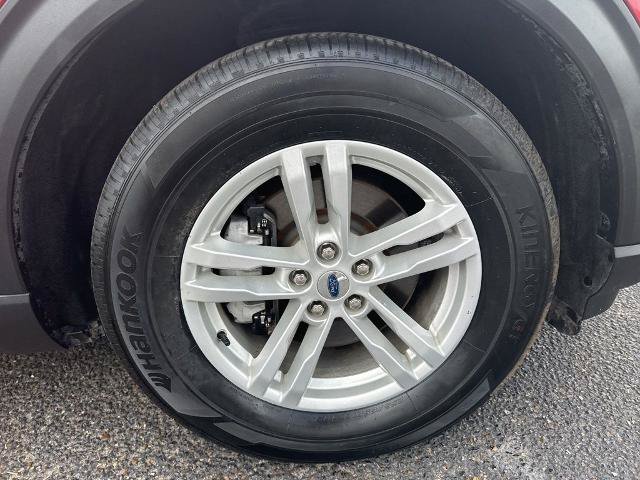 Certified 2020 Ford Explorer XLT w/ Equipment Group 202A RWD image 9