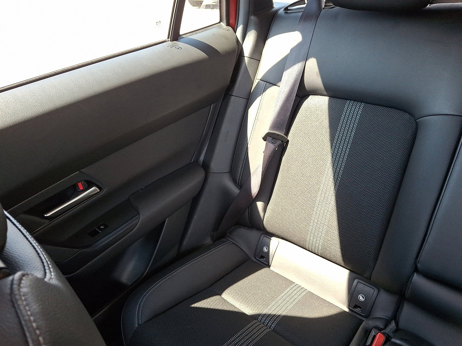 Used 2024 MAZDA CX-50 AWD 2.5 S w/ Preferred Package image 18