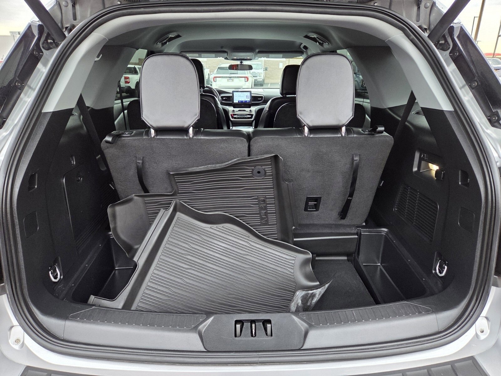 Certified 2023 Ford Explorer XLT w/ Equipment Group 202A image 14