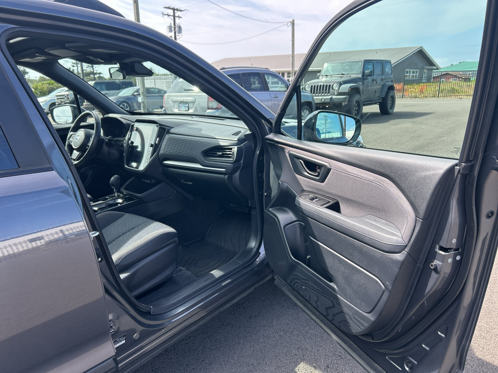 Used 2026 Subaru Forester Premium AWD/4WD image 29