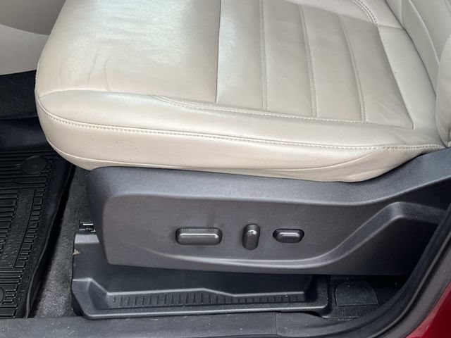 Certified 2019 Ford Escape Titanium w/ U0J03 - Titanium Tow Package FWD image 20