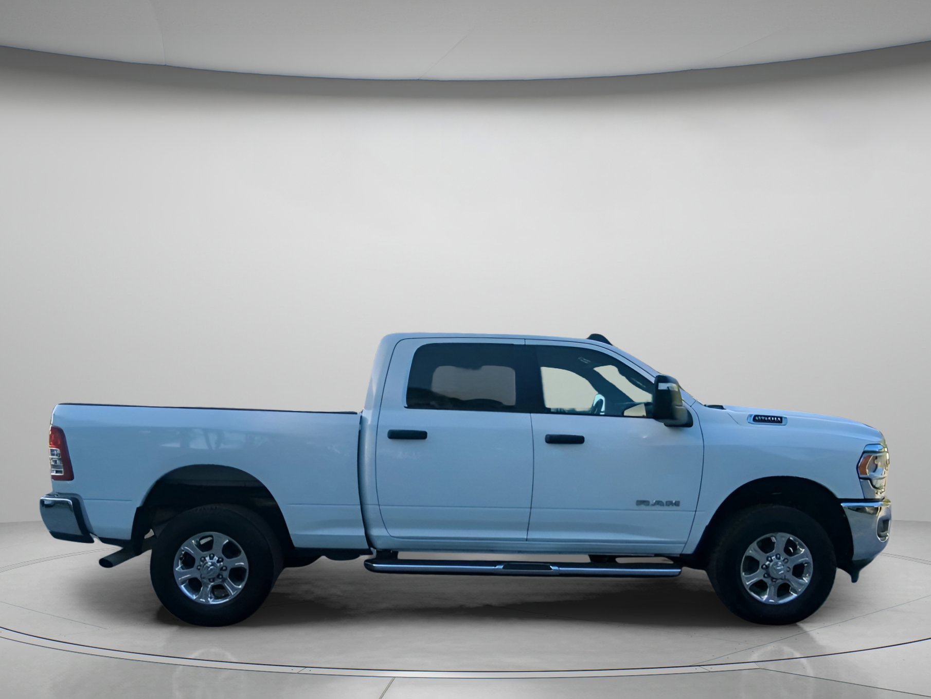 Used 2024 RAM 2500 Big Horn AWD/4WD image 32