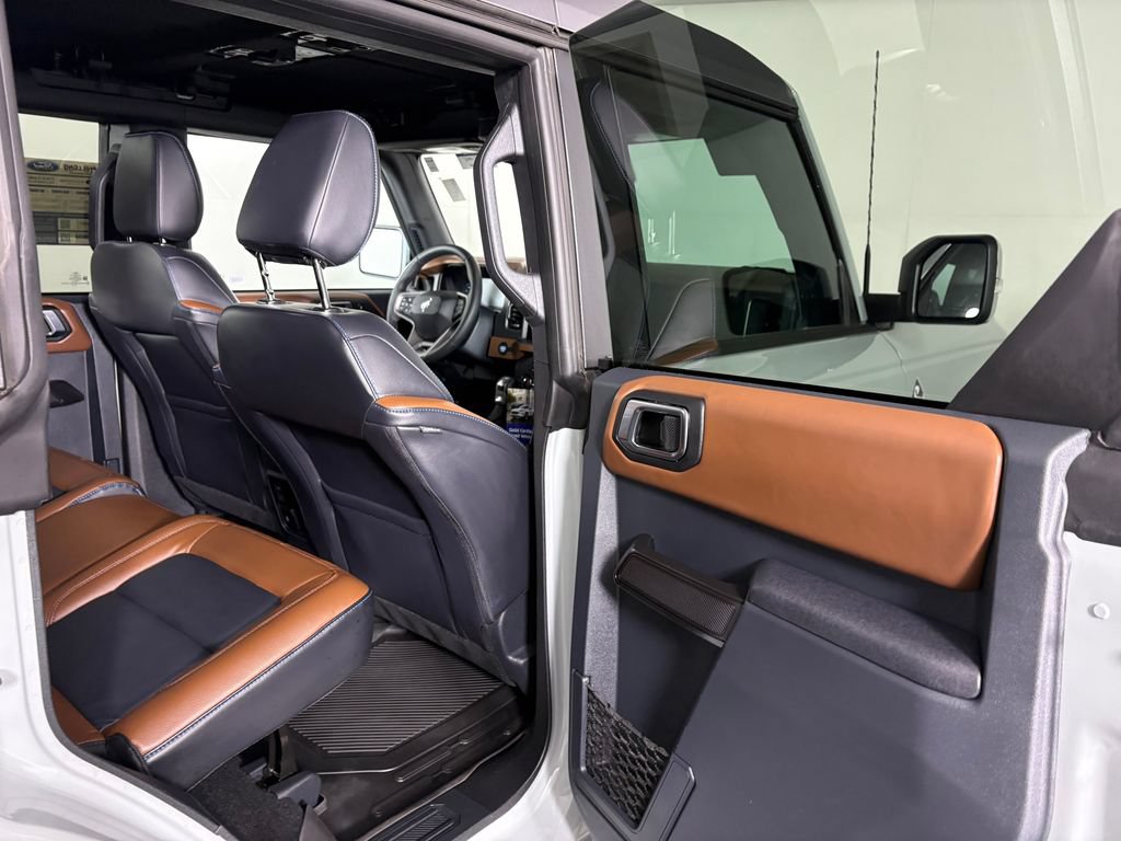 Certified 2024 Ford Bronco Outer Banks AWD/4WD image 32