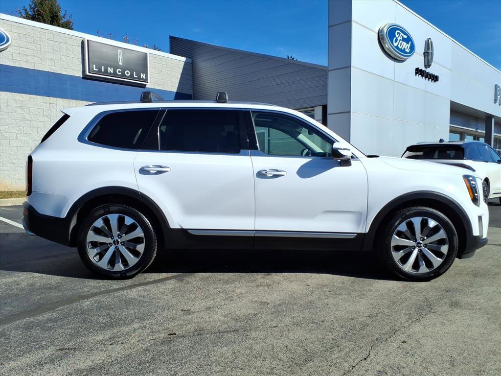 Used 2022 Kia Telluride S image 11