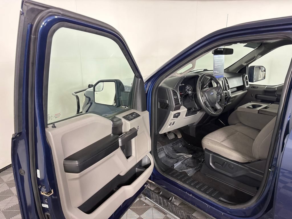 Certified 2019 Ford F150 XLT w/ Equipment Group 302A Luxury AWD/4WD image 11