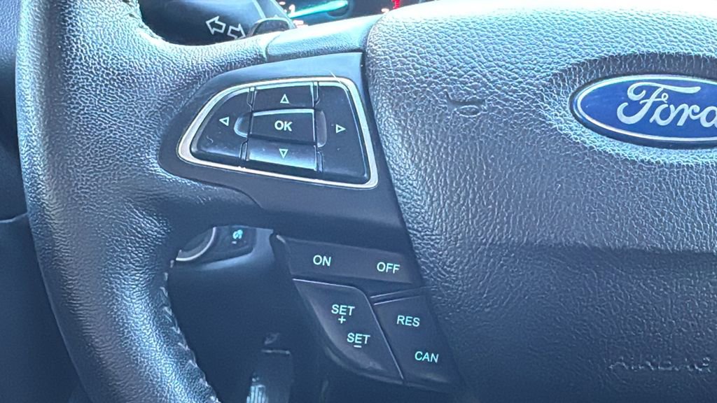 Certified 2017 Ford Escape SE w/ SE Sport Appearance Package image 12