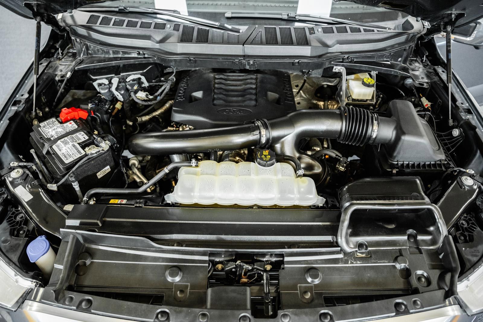 Certified 2022 Ford F150 Platinum w/ FX4 Off-Road Package image 27