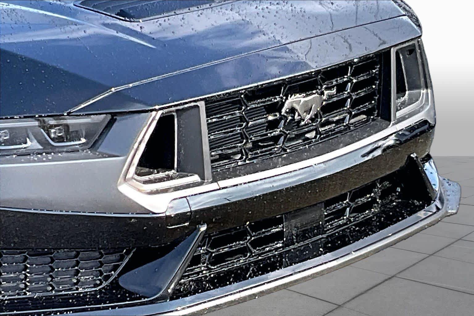 Certified 2025 Ford Mustang Dark Horse RWD image 22