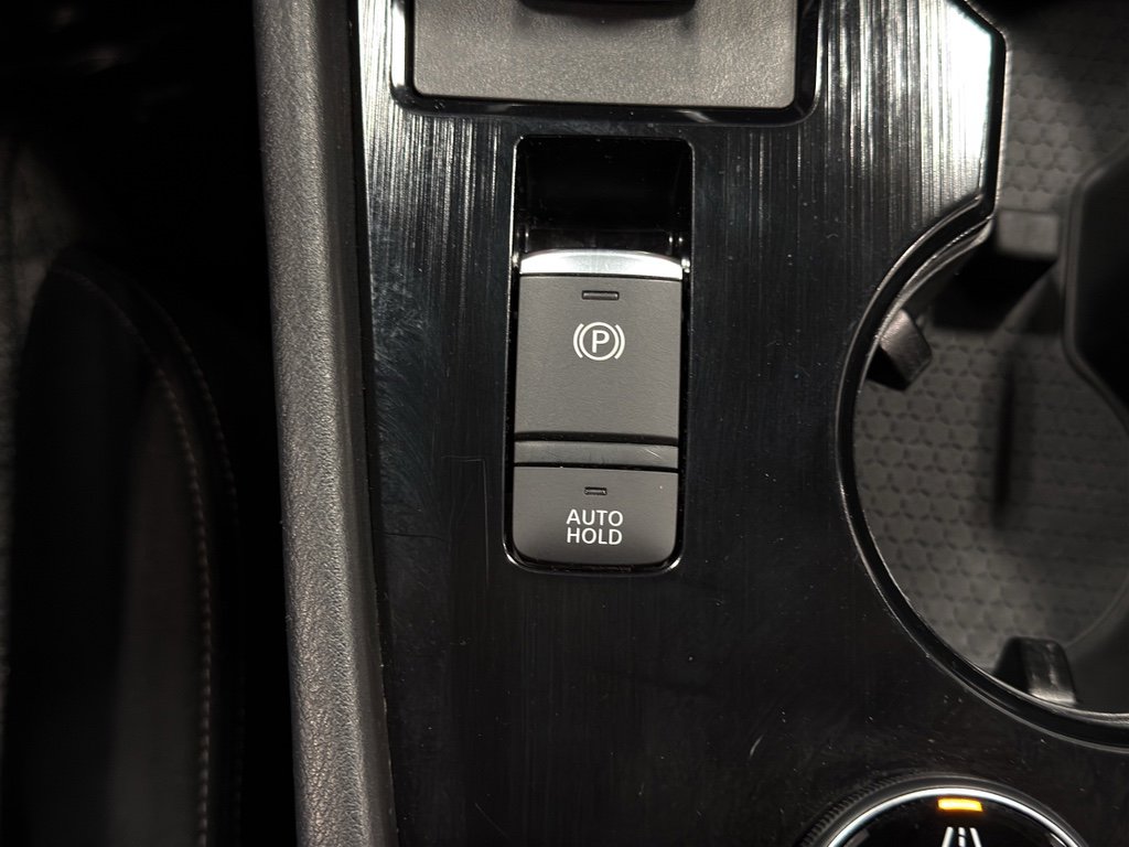 Used 2023 Nissan Rogue SV image 26